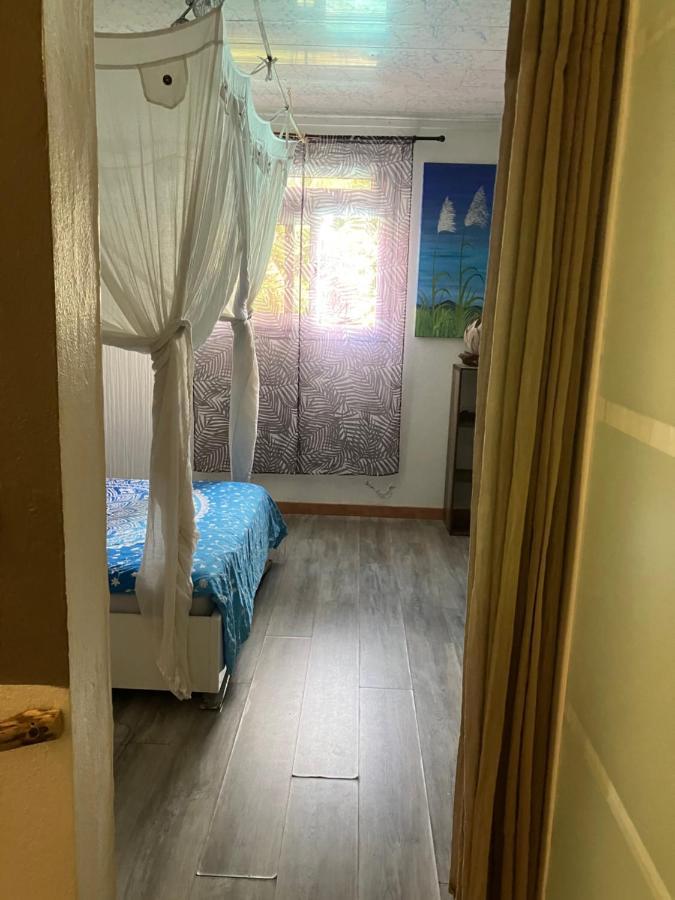 Kazamwe Chambre Hotes Daire Petit-Bourg Dış mekan fotoğraf